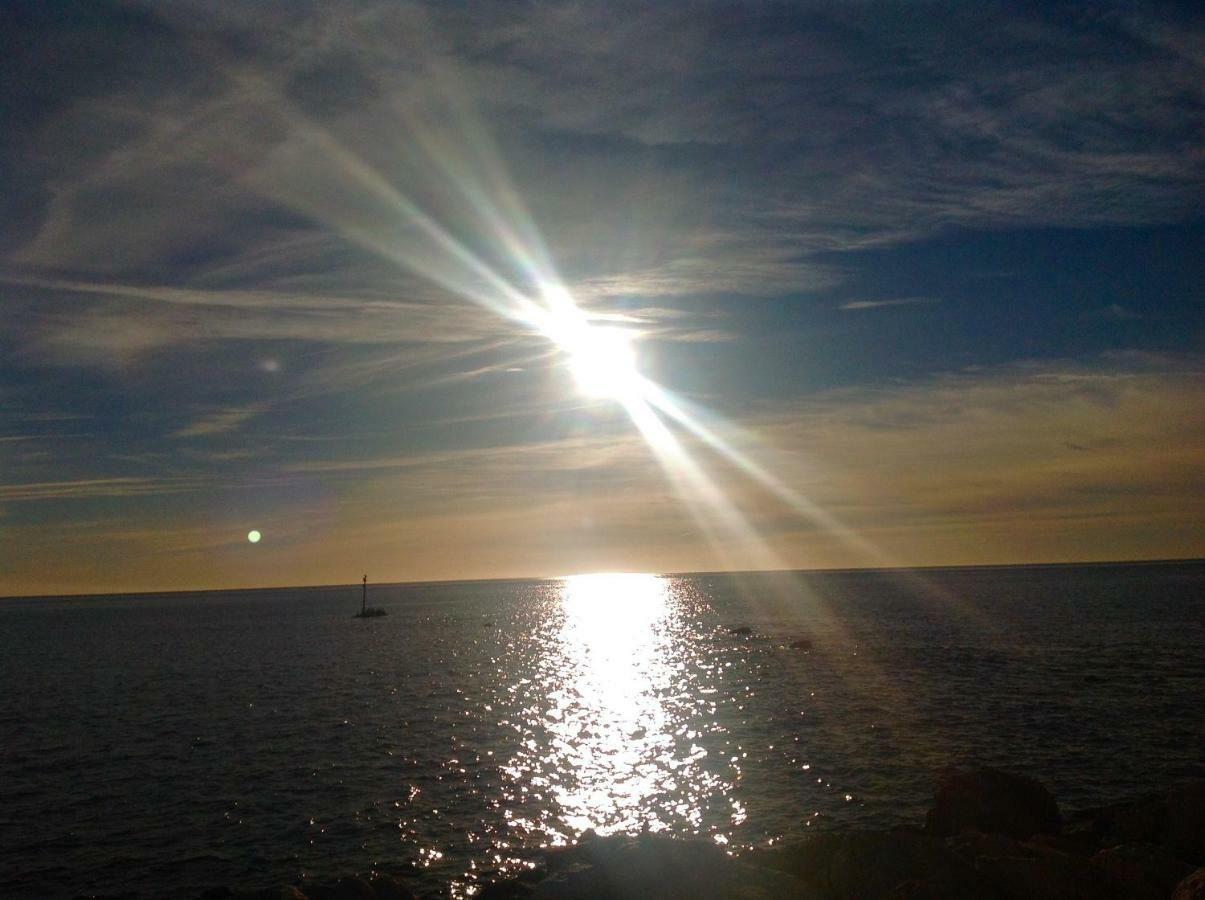 Apartamento Capri Los Boliches Wifi Gratis Beach 100M Fuengirola Eksteriør billede